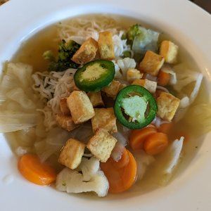 Meet your Posher, Lorraine